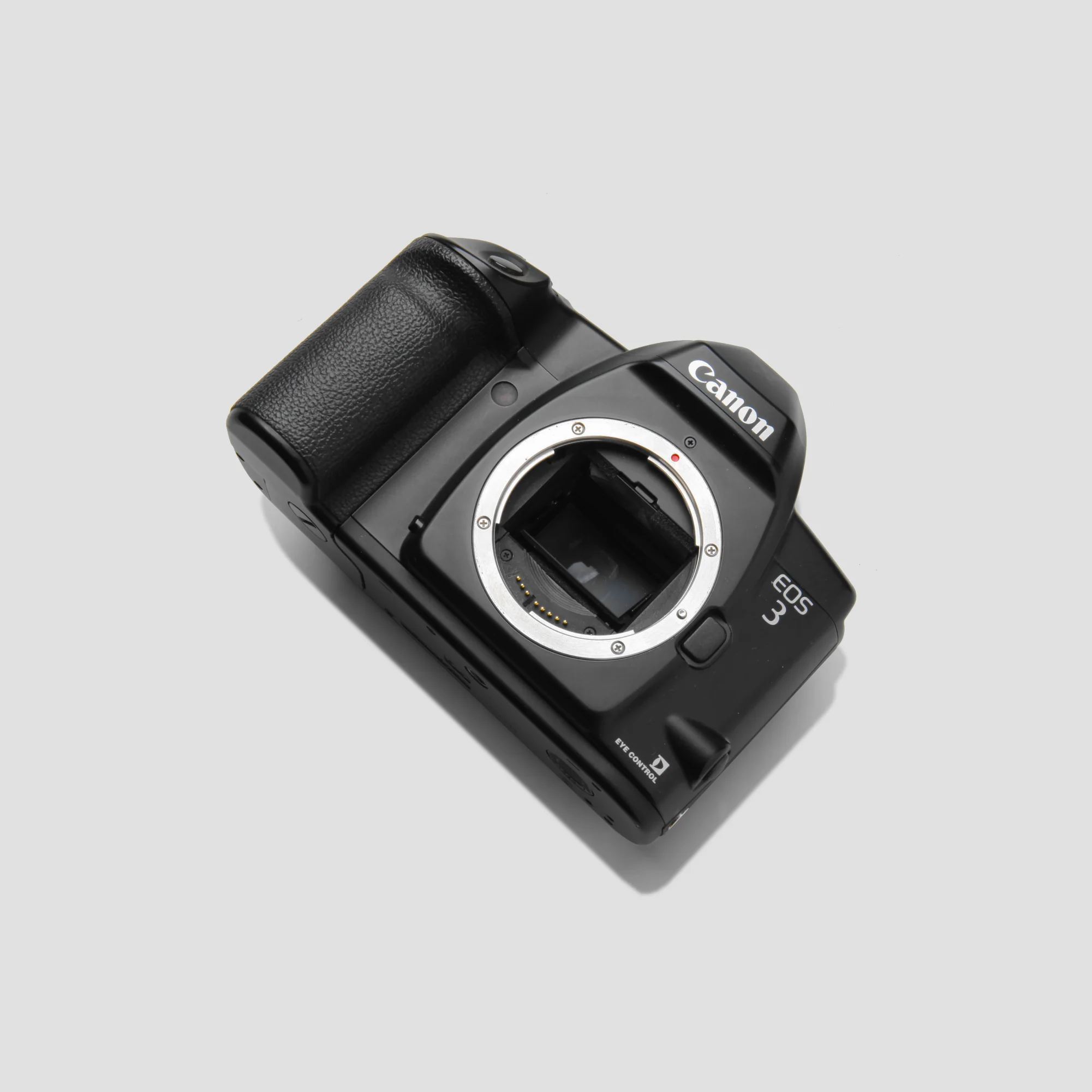 Canon EOS 3 - Image 2