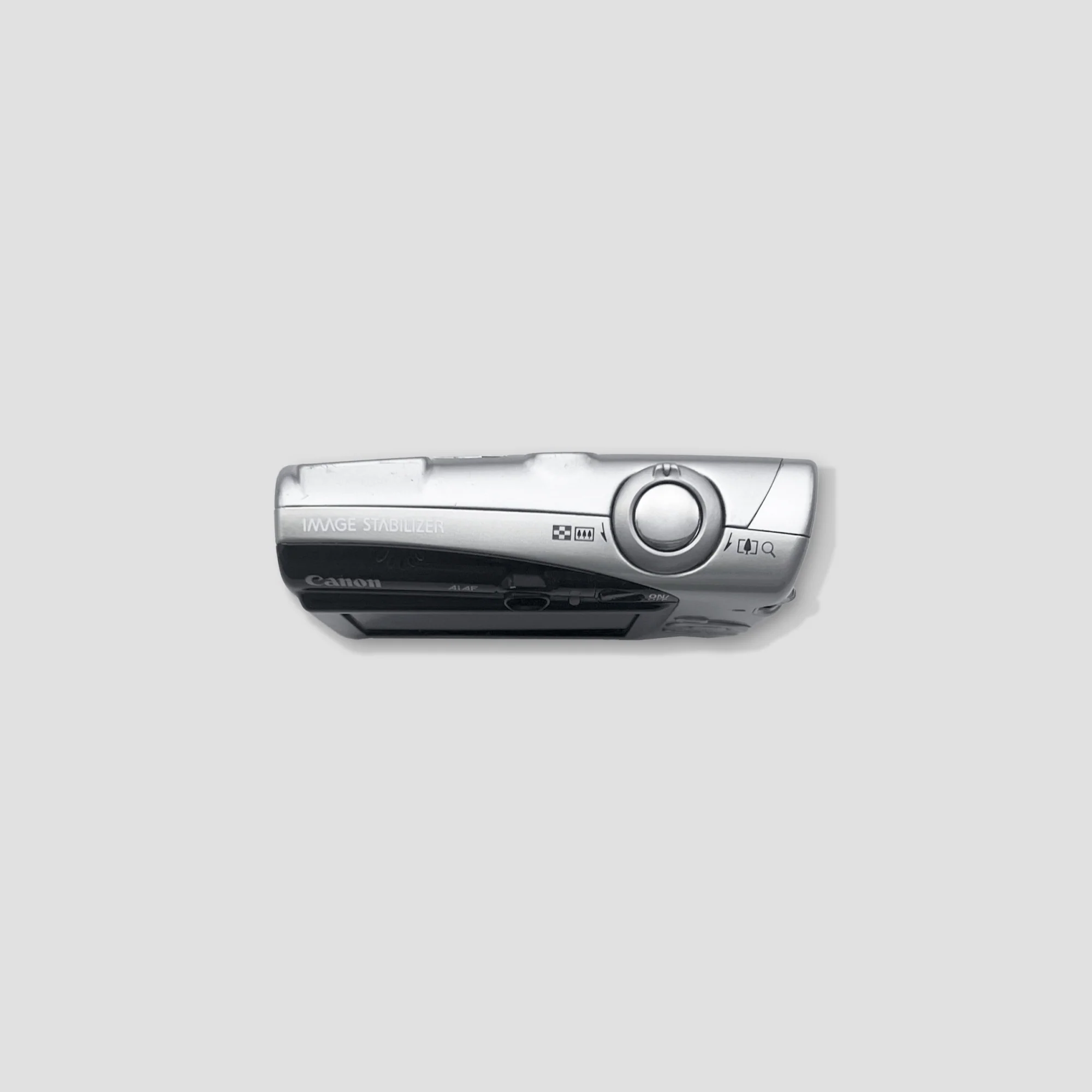 Canon IXUS 800 IS - Image 2