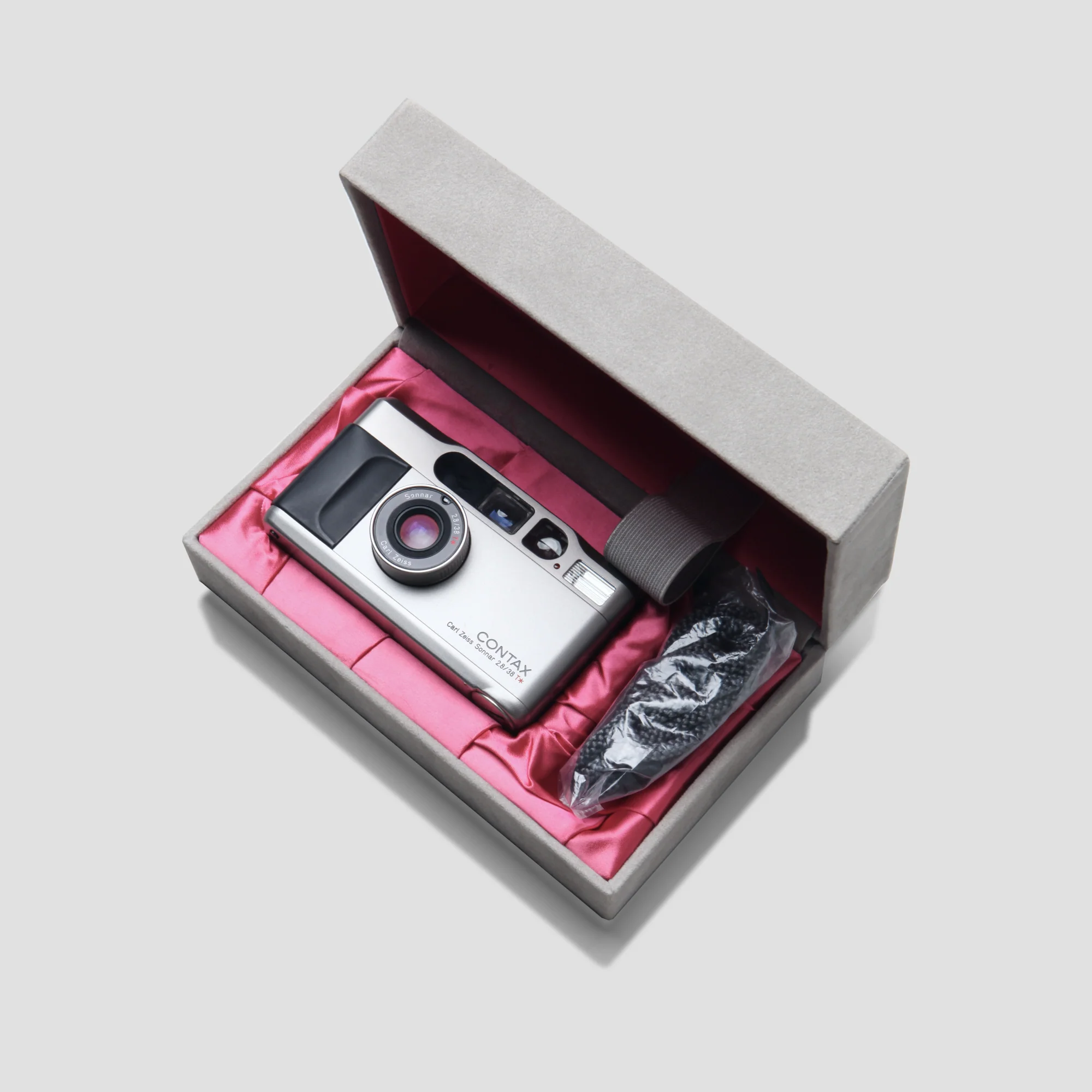 Contax T2 - Image 6