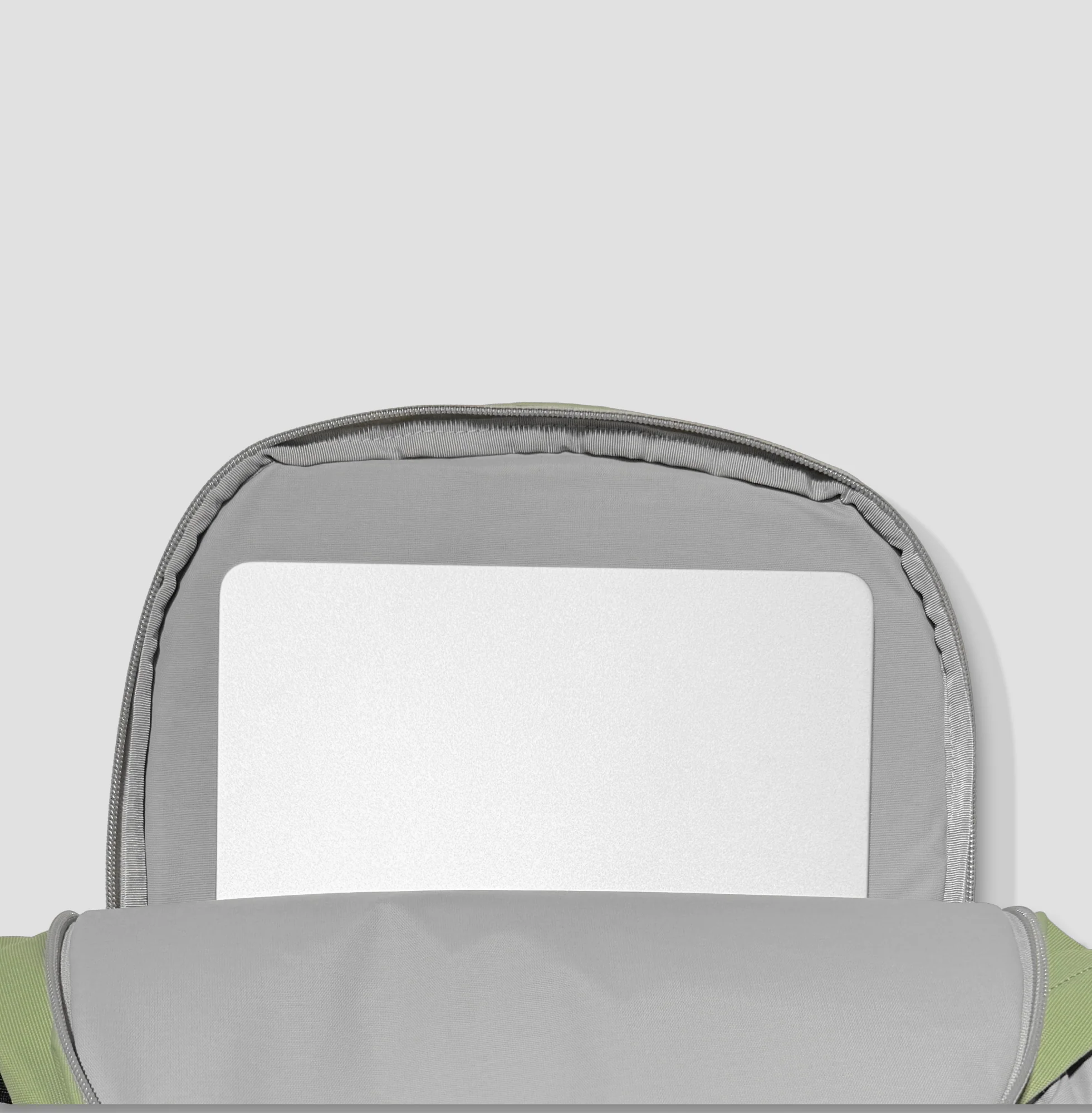 Long Weekend Morro Convertible Backpack - Image 9