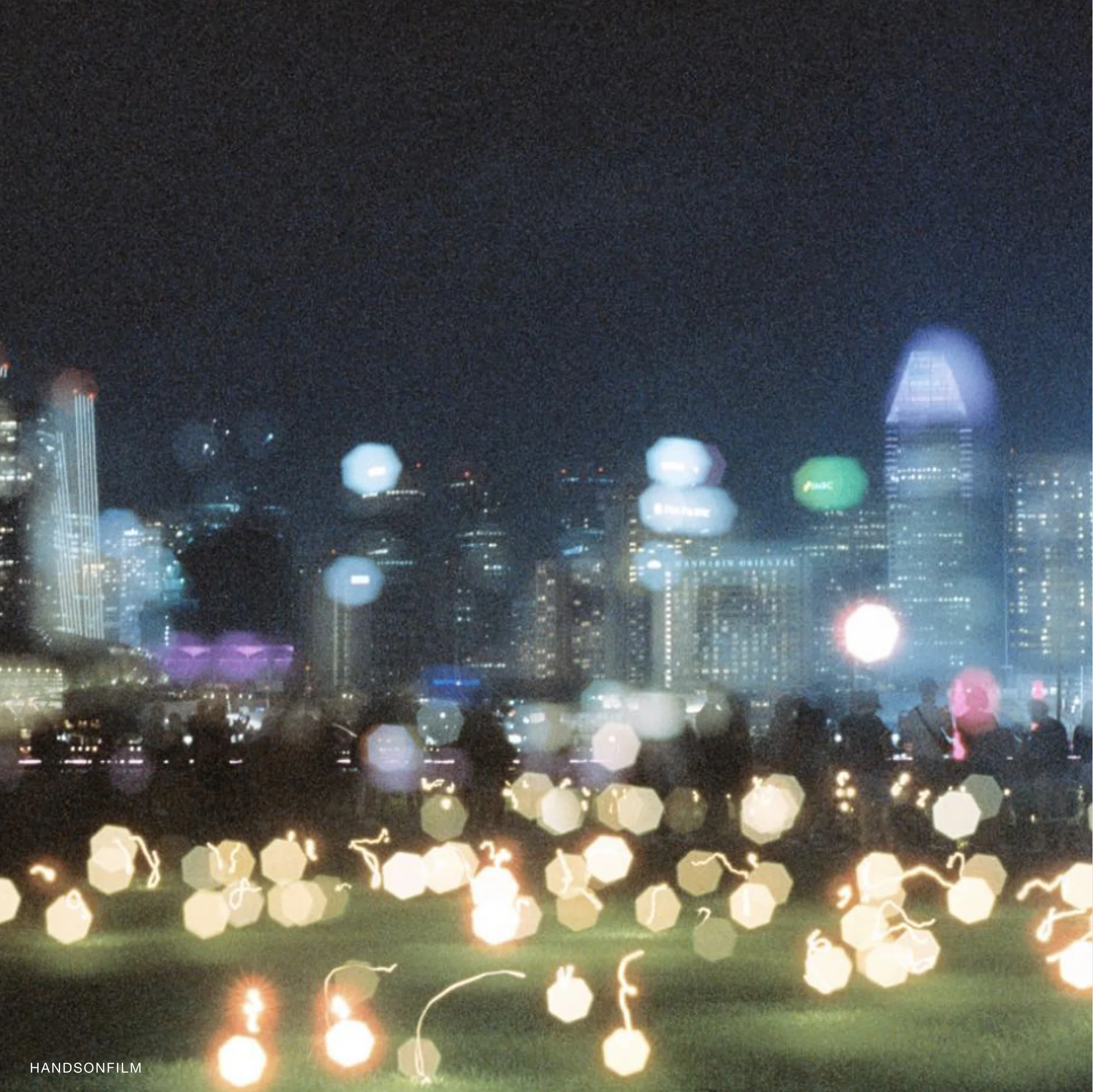 Hands on film Midnight 1600 - Image 5