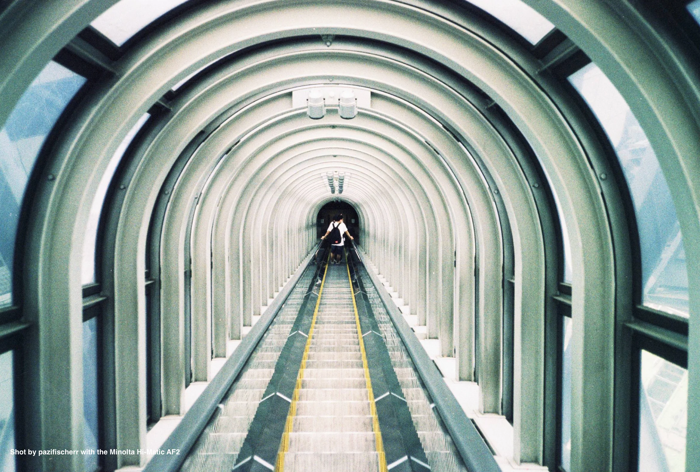 Minolta Hi-Matic AF2 - Image 4
