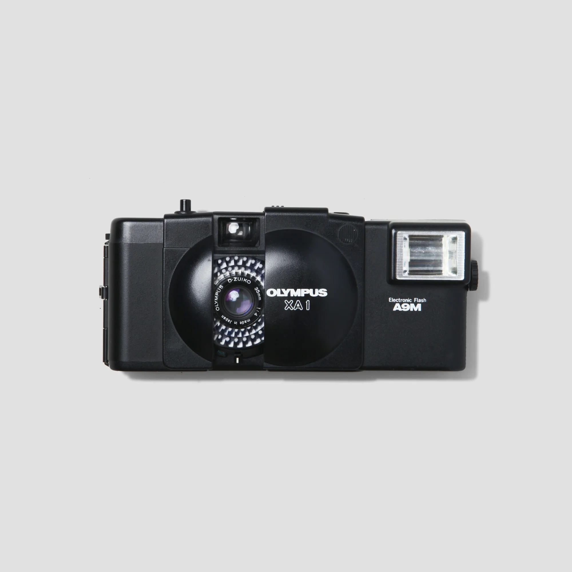 Olympus XA-1