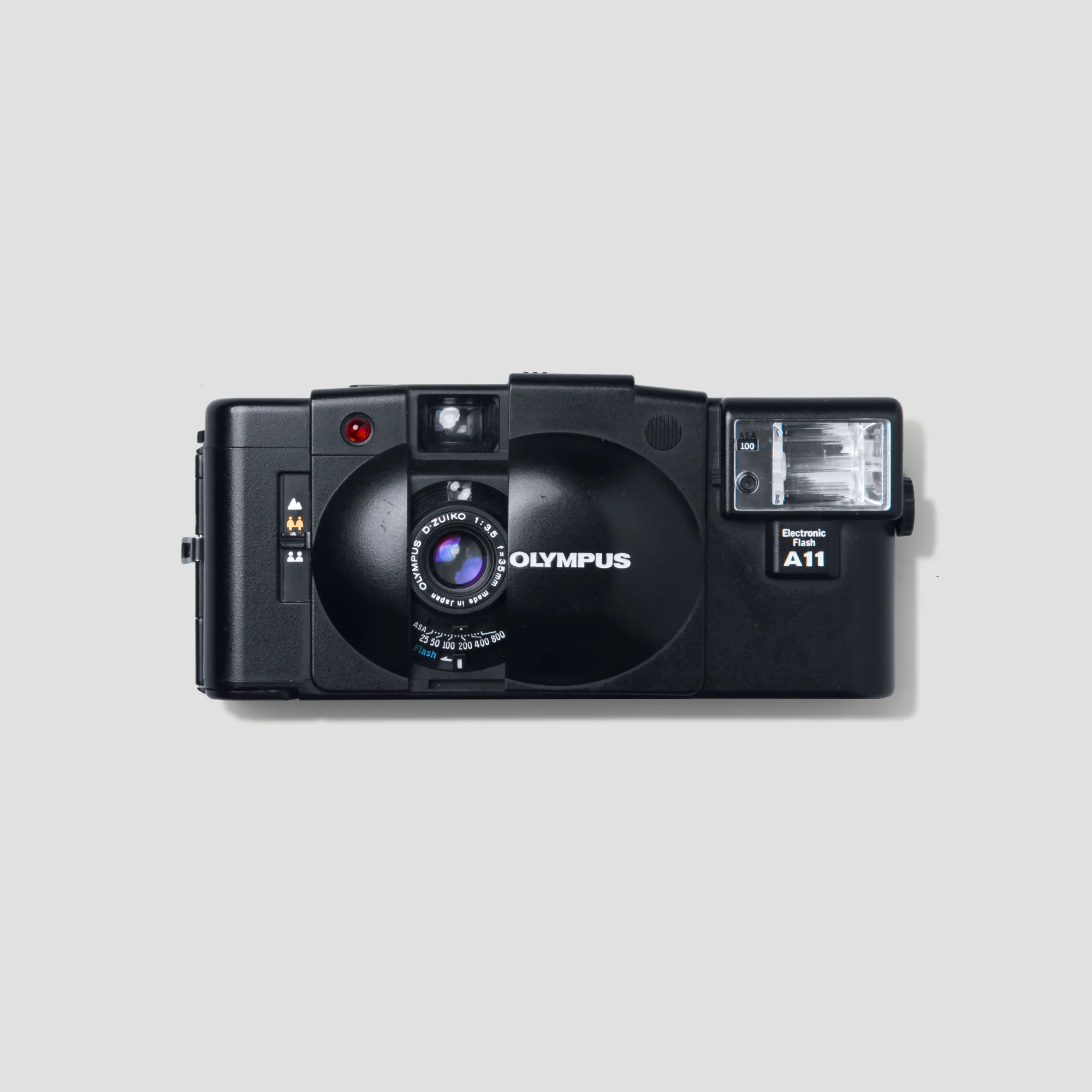 Olympus XA-2
