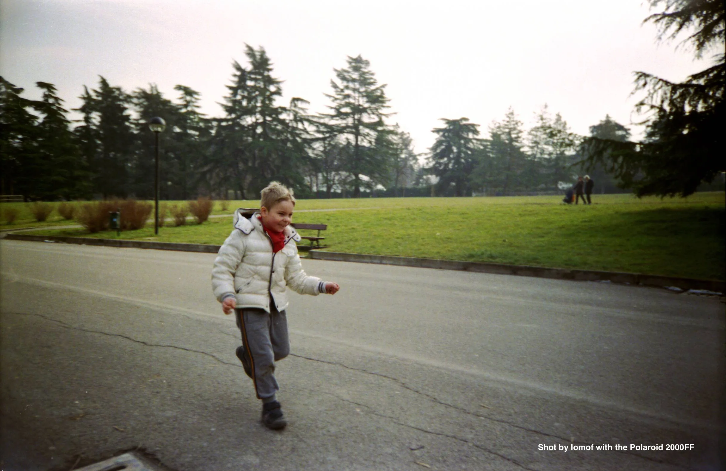 Polaroid 2000FF - Image 4