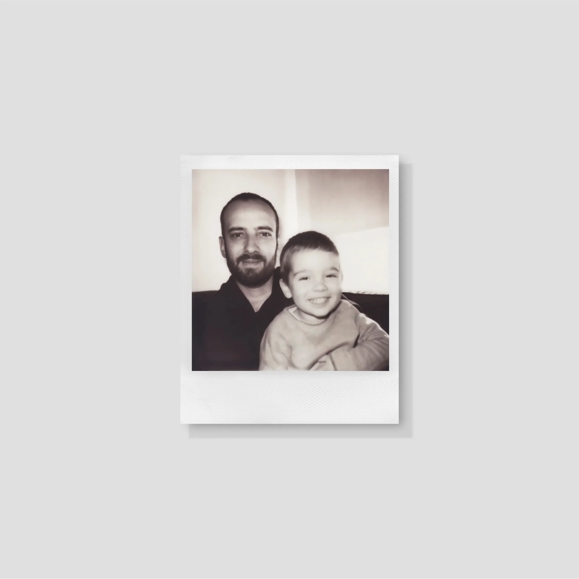 Polaroid B&W 600 Film - Image 4