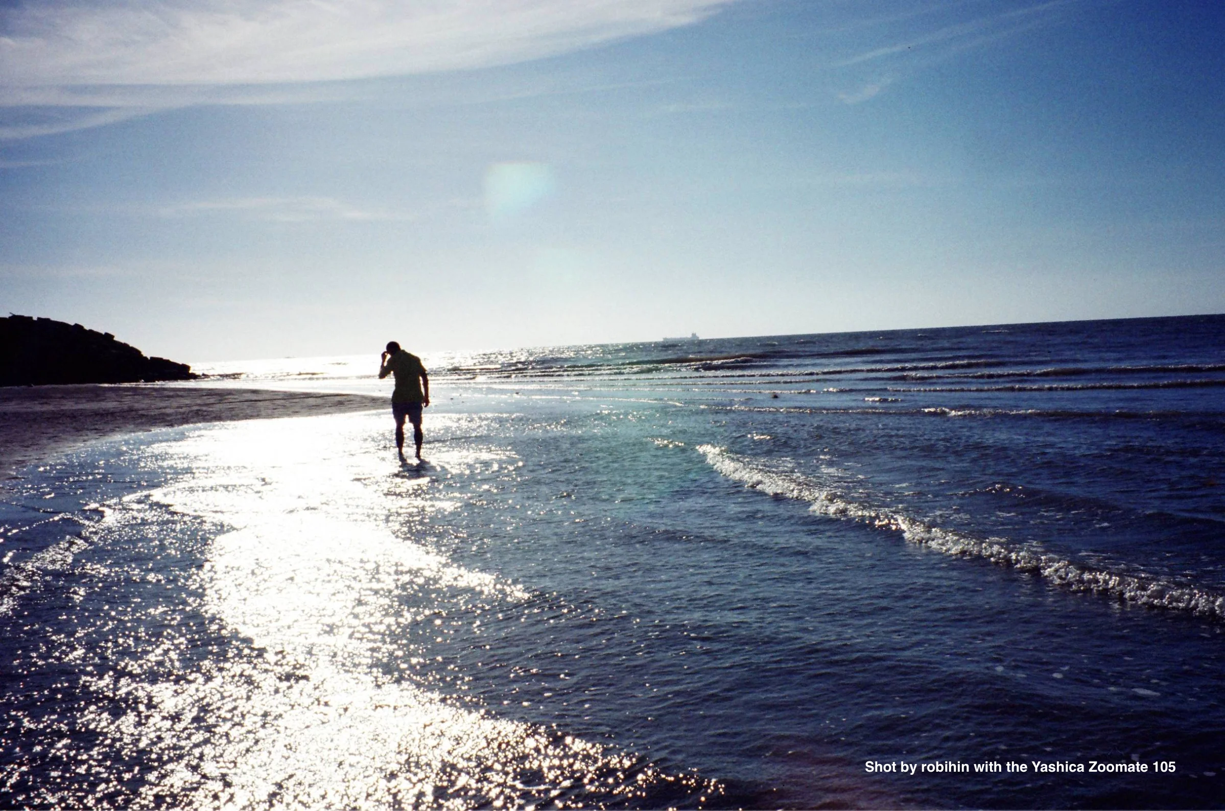 Yashica Zoomate 105 - Image 4